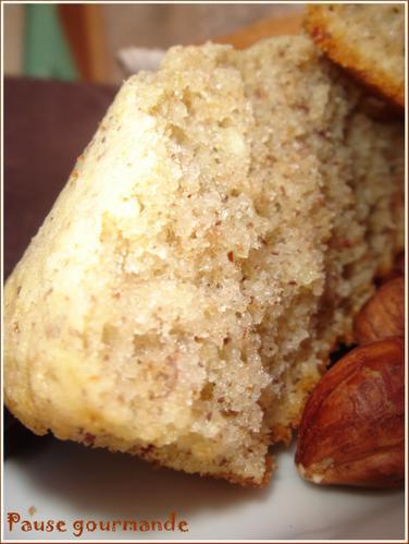 Petits gâteaux moelleux aux noisettes