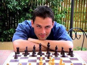 Le grand-maître d'échecs français Christian Bauer 