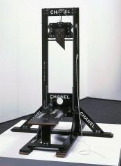 guillotine chanel.JPG