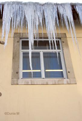 La Chaux-de-Fonds: 19 février 2009 stalactites