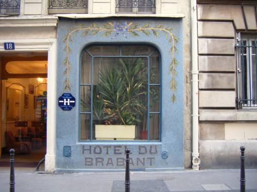Rue des Petits Hôtels 2009-02-14 001.jpg