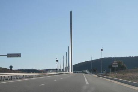 Mon premier post depuis le sud : Le viaduc de Millau