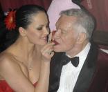 176438-hugh-hefner-encore-une-soiree-156x133-1