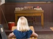 ans, femme entre l'école primaire