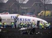 avion ligne turc s'écrase Amsterdam, neuf morts