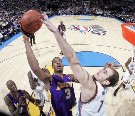 Lakers 107 @ 93 Thunder (24.02.2009)