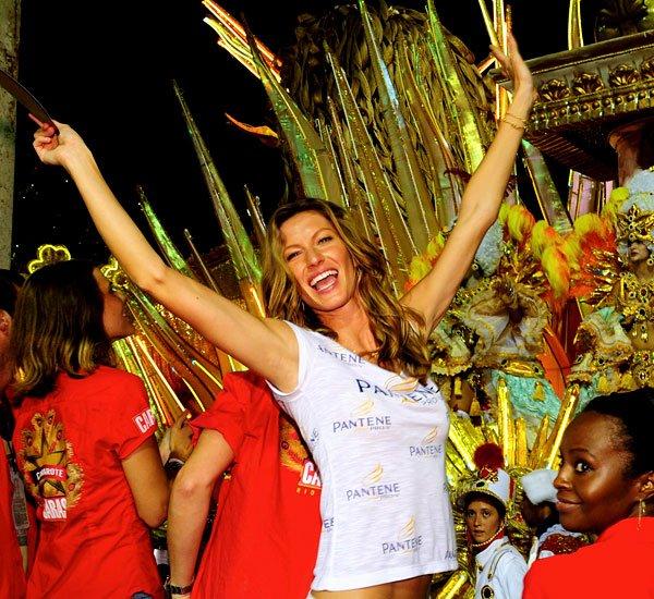 Gisele Bündchen fait la fête à Rio