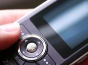 pêcheur trouve téléphone portable l'intérieur d'une morue