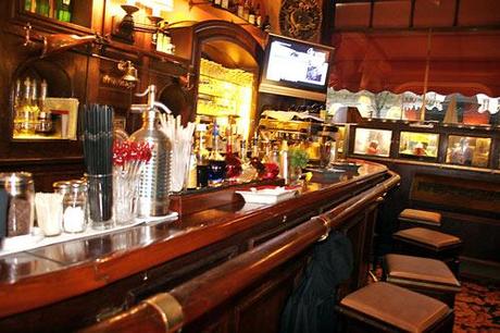 Bar Le Forum: so british!