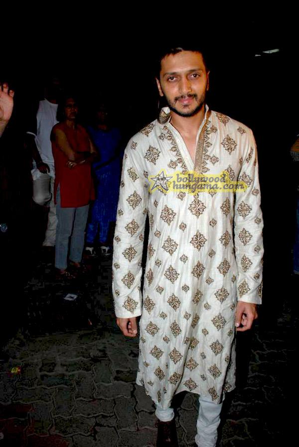 [PHOTOS] Shahrukh Khan et Salman Khan réunis pour le mariage