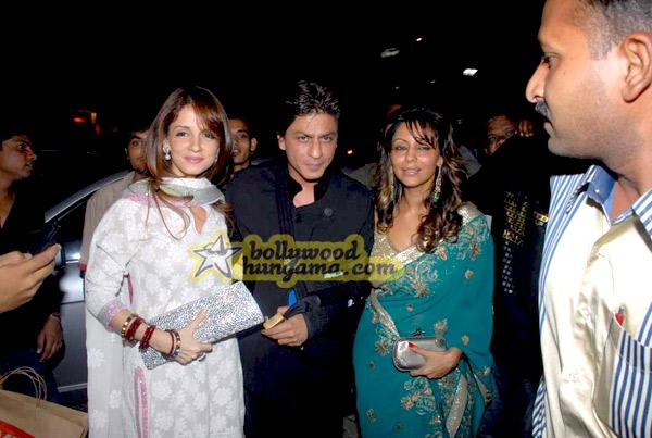 [PHOTOS] Shahrukh Khan et Salman Khan réunis pour le mariage