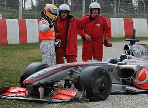 F1 - Lewis Hamilton endommage sa McLaren à Barcelone (photo)