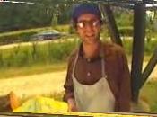 gros cons L’apiculteur