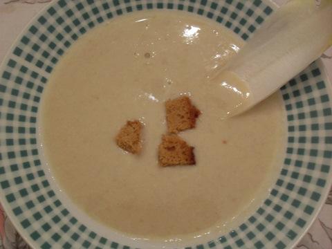 Doux veloute d'endives aux pain d'epices