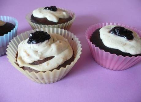 Peanut butter and blueberry jelly cupcakes