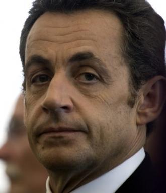 35 000 euros de fond de teint pour Nicolas Sarkozy