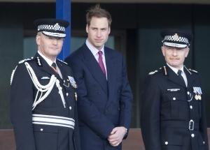 S.A.R. le Prince William lors d'une visite à l'école des officiers de police de Londres