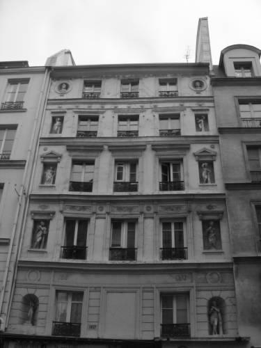 Rue Montmartre n136 001.jpg