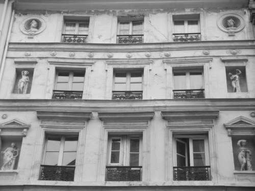 Rue Montmartre n136 002.jpg