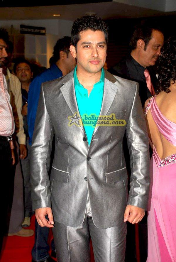 [PHOTOS] Premiere of Aloo Chaat