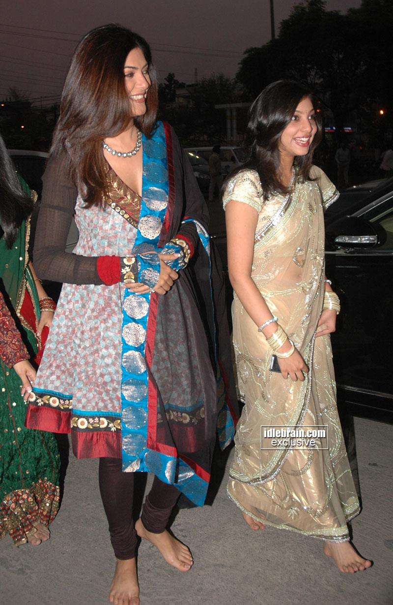 Sushmita at a temple to release a cassette