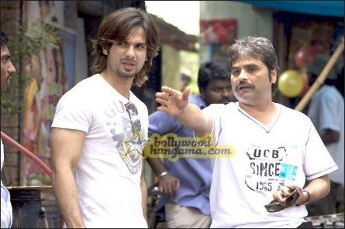 Showcasing the exclusive images of Shahid-Priyanka starrer Kaminey