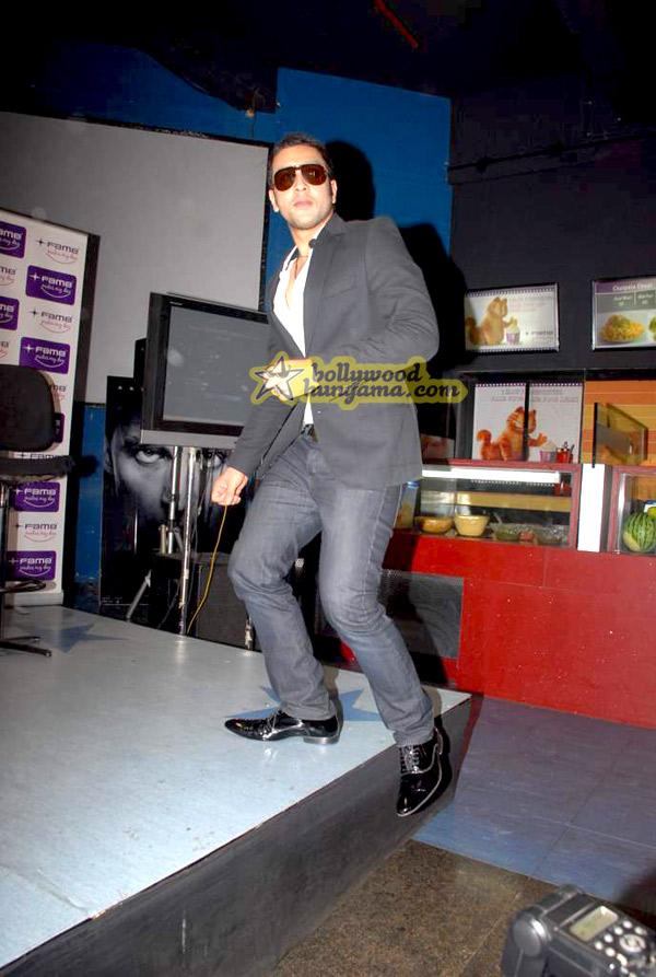 [PHOTOS] Adhyayan Suman's website launch