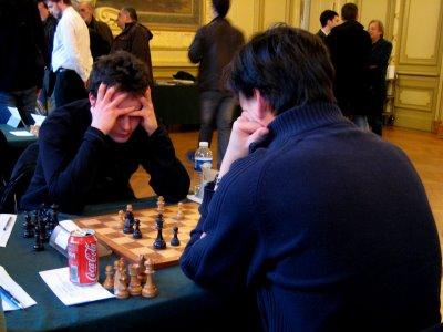 Etienne Bacrot (2722) pour Marseille est neutralisé en finale par le solide Chi-Minh Nguyen (2429) de Noyon © Chess & Strategy