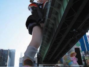 Les Japonais aiment regarder sous les jupes des filles, 3 photos pour le prouver