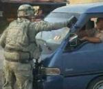 vidéo soldat américain laveur pare-brise irak
