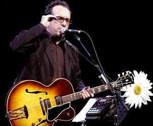 Un nouvel album pour Elvis Costello
