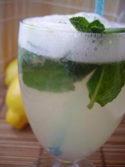 CITRONNADE en attendant l'été!