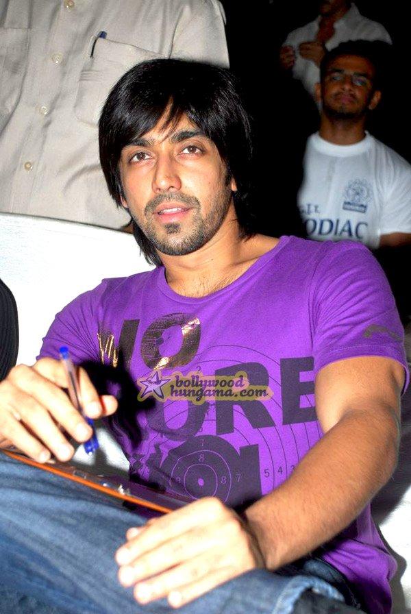 [PHOTOS] Ritesh and Ashish judge RGIT dance contest