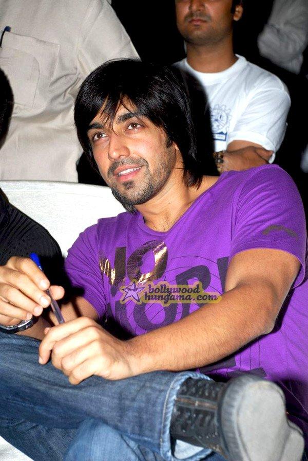 [PHOTOS] Ritesh and Ashish judge RGIT dance contest