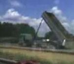 vidéo camion benne pont