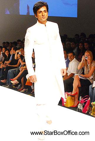 Is Sonu feeling shy?