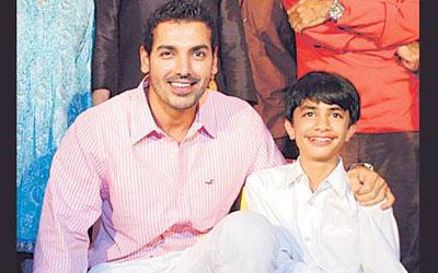 Qui porte mieux le rose ?