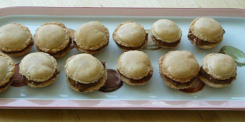 Macarons au praline croustillant