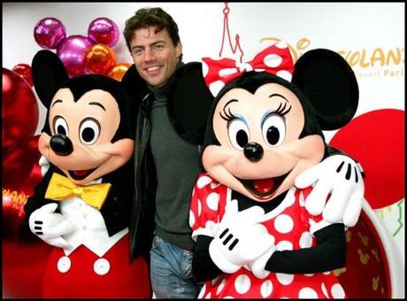 Secret story 2 - Matthias à Disneyland !