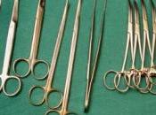 médecin brésilien retire flèche tête d'un homme, images