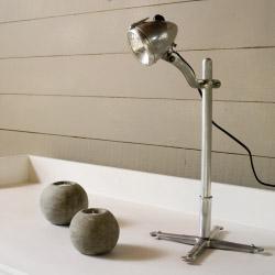 Lampe de bureau pompe - La cabane de Zoé