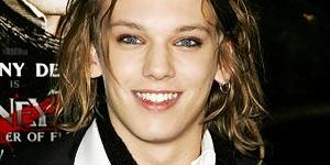 Jamie Campbell-Bower rejoint Twilight 2 : New Moon