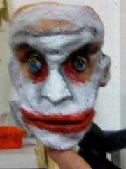 les larmes et le sang, marionnettes et époque...