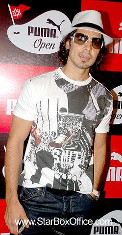 In Pics: Men In Hats : Dino Morea