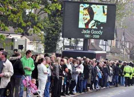 Jade Goody a été enterrée comme elle le voulait : avec les médias