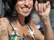 Winehouse promène moitié Sainte-Lucie