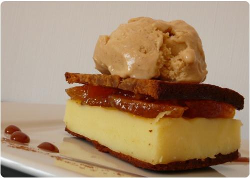 Millefeuilles de pain dépices, pommes caramélisées et glace épicée