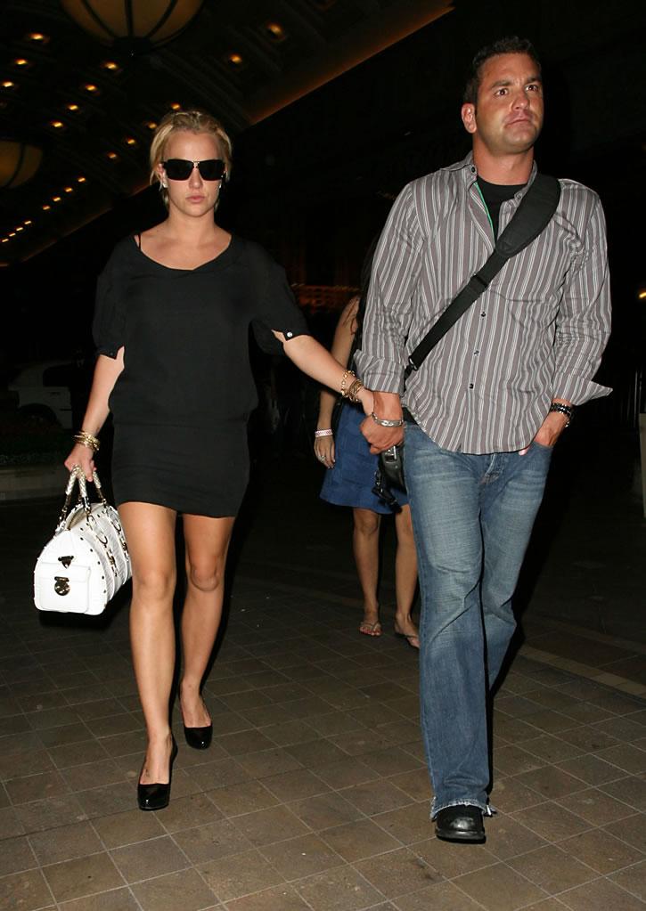 Regardez, c’est encore Britney Spears!