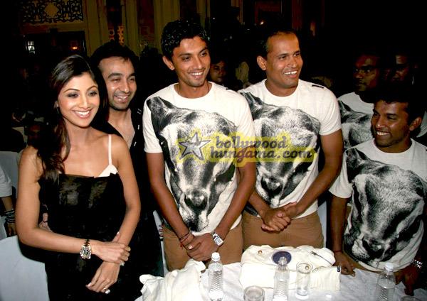 Shilpa Shetty associe son équipe de criket!