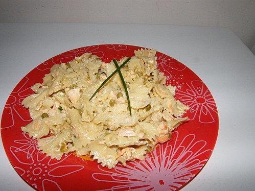 Farfalle au saumon et aux petits pois
